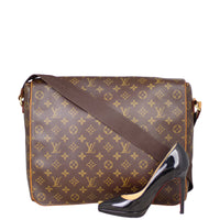 Louis Vuitton Abbesses Messenger Bag Shoe