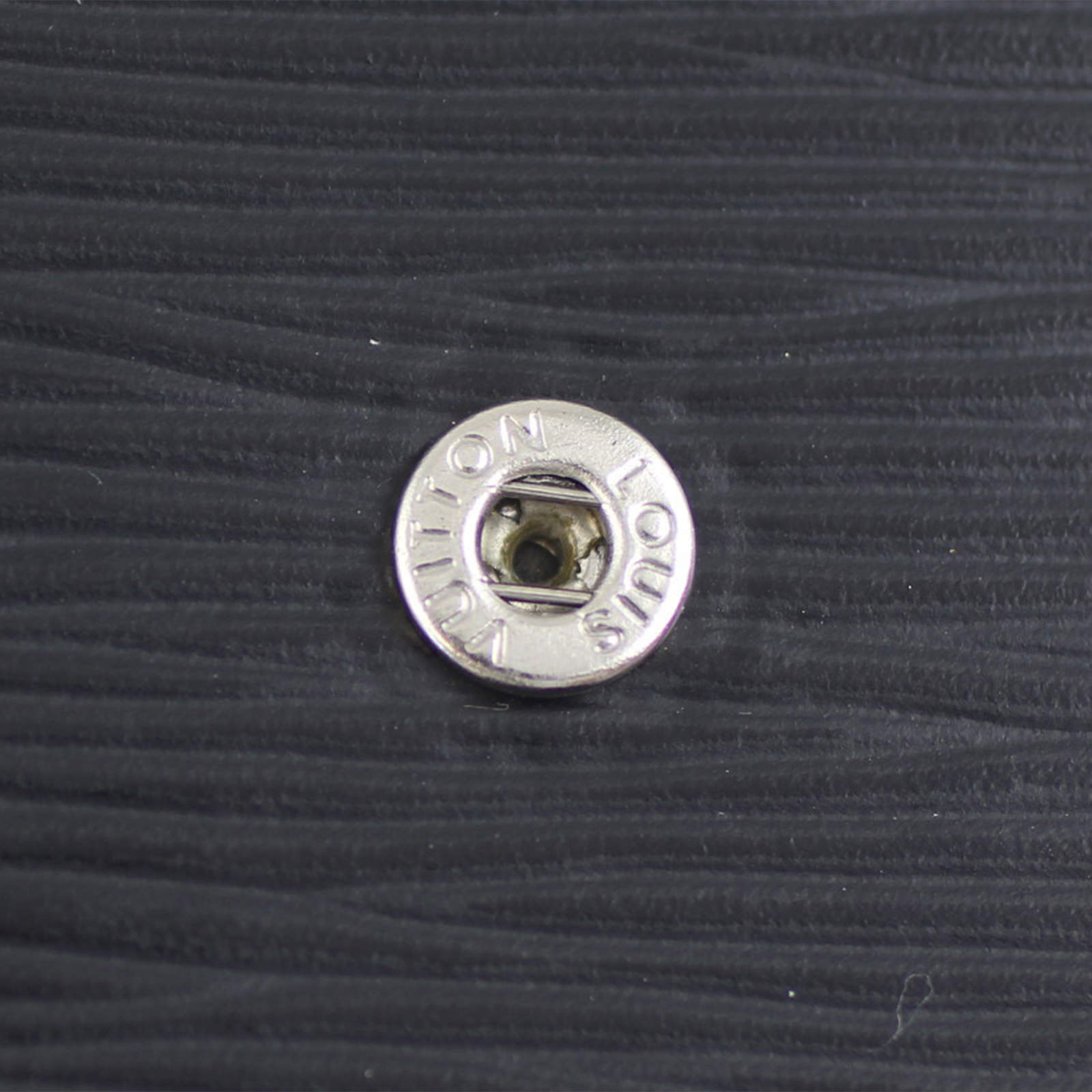 Louis Vuitton Agenda Medium Ring Hardware