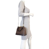Louis Vuitton Alma BB Damier Ebene Mannequin