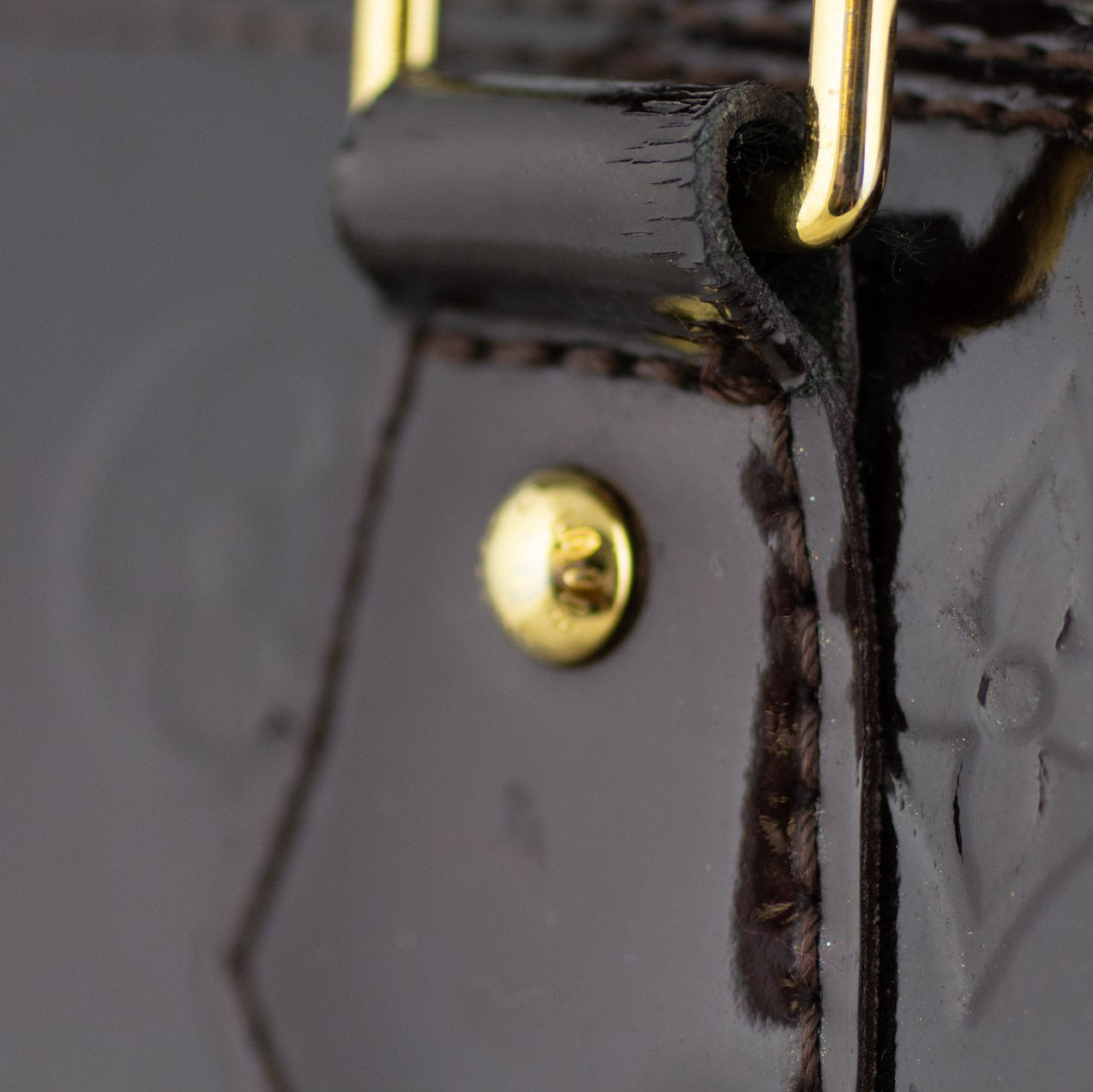 Louis Vuitton Alma GM Monogram Vernis Zip