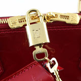Louis Vuitton Alma MM Vernis Pomme d’Amour Hardware