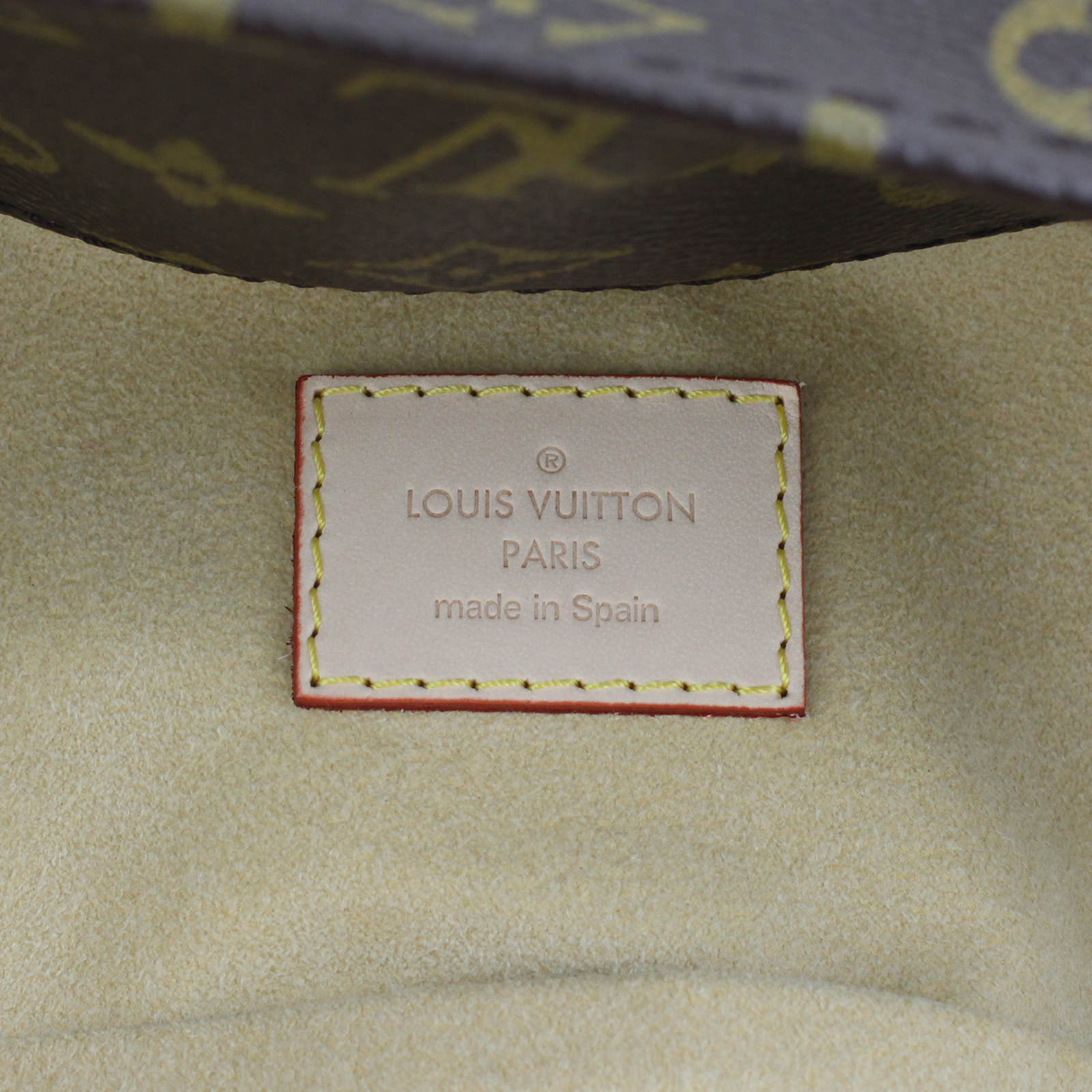 Louis Vuitton Artsy MM Monogram Stamp