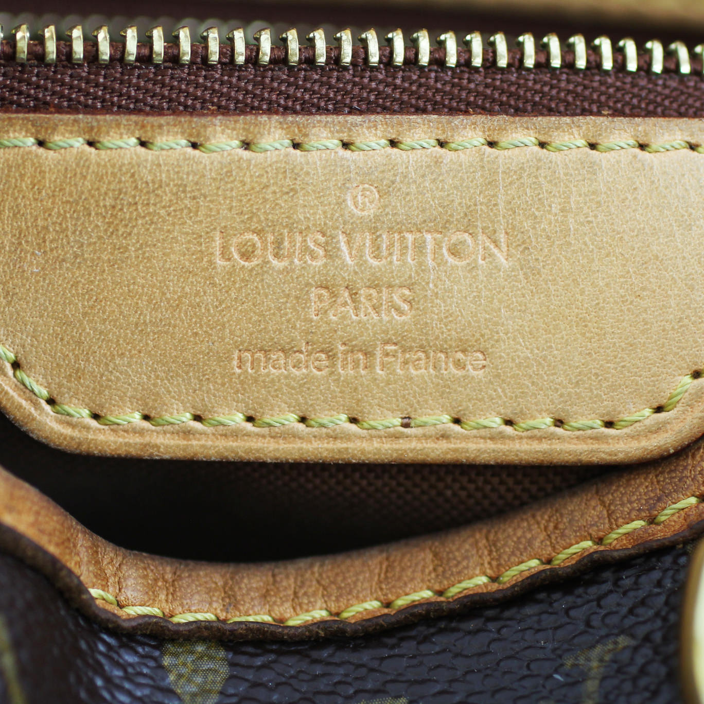 Louis Vuitton Batignolles Vertical Monogram Stamp