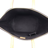 Louis Vuitton Bellevue GM Monogram Vernis Interior