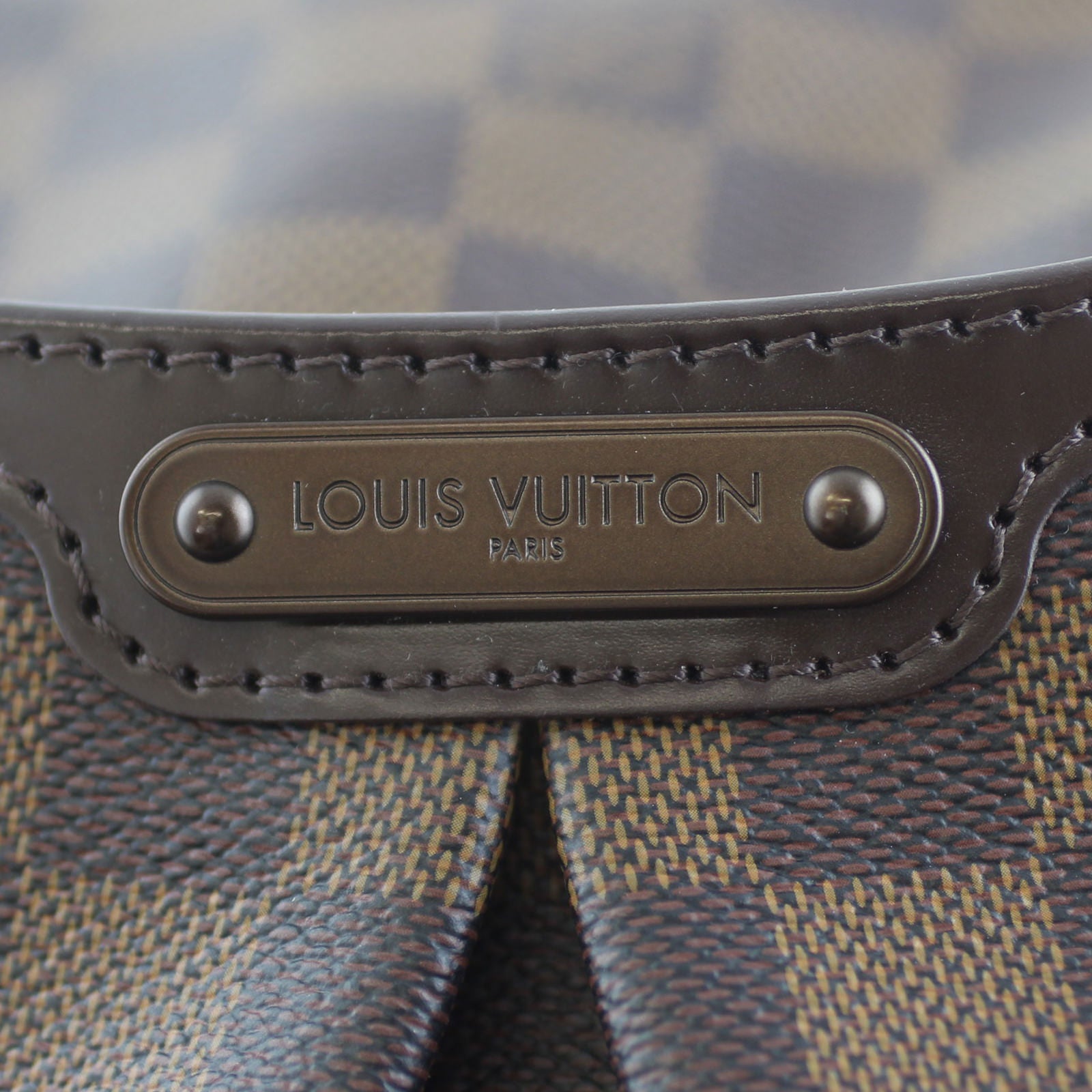 Louis Vuitton Bloomsbury GM Damier Ebene Exterior