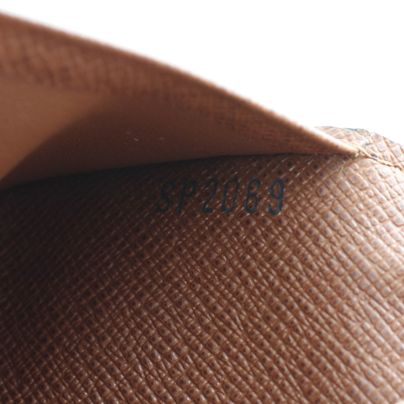 Louis Vuitton Brazza Wallet Monogram Code