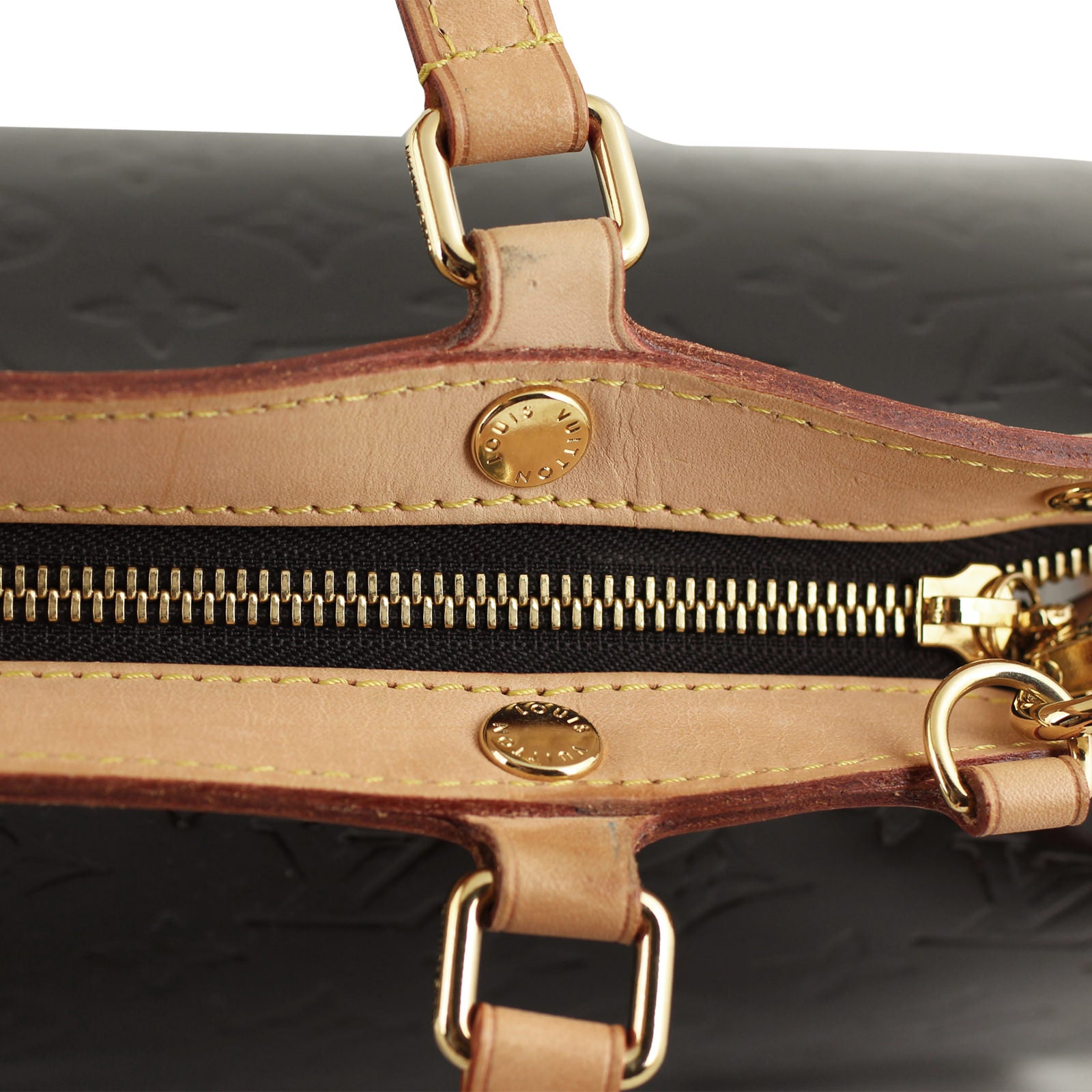 Louis Vuitton Brea Vernis MM Spot