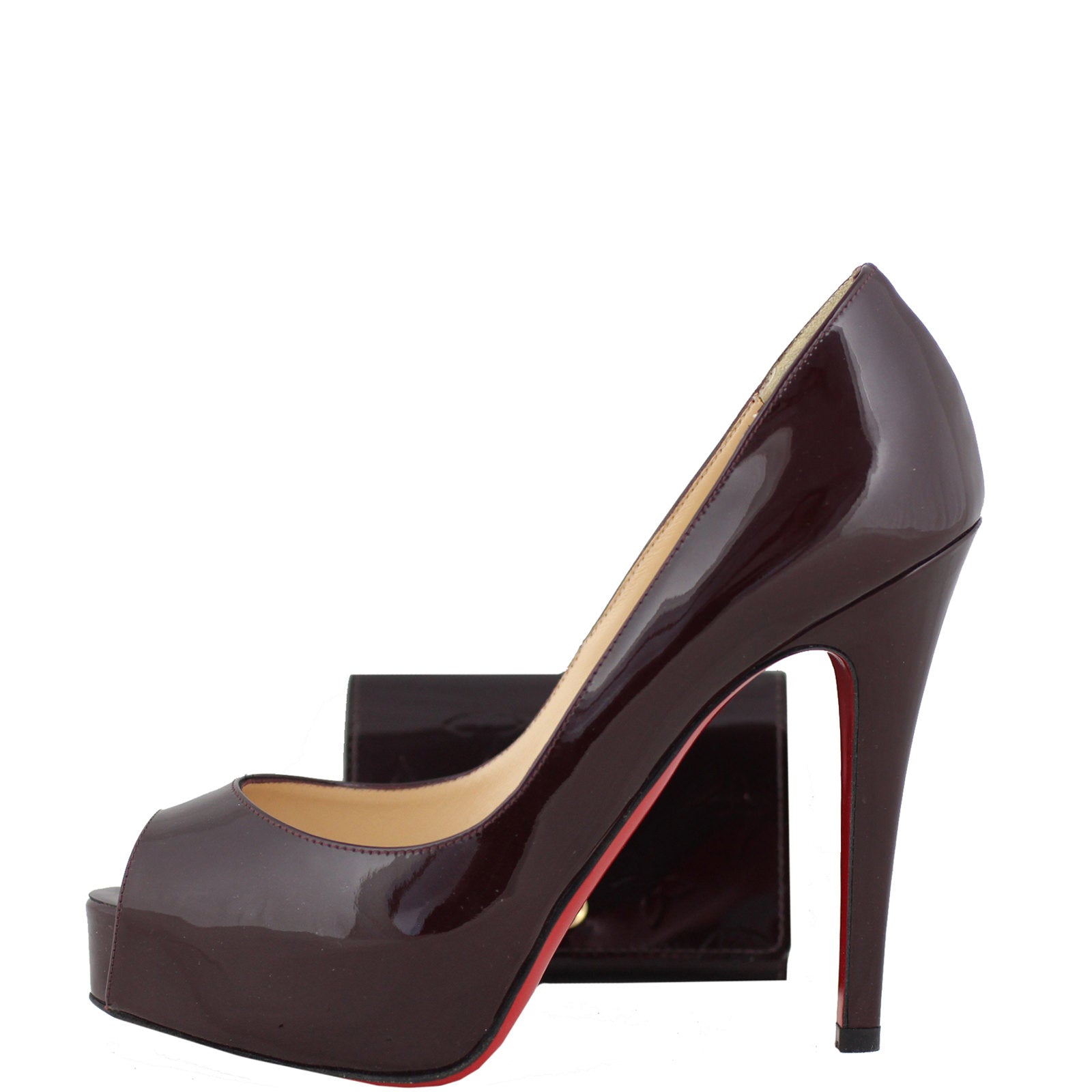 Louis Vuitton Business Card Holder Monogram Vernis Scale