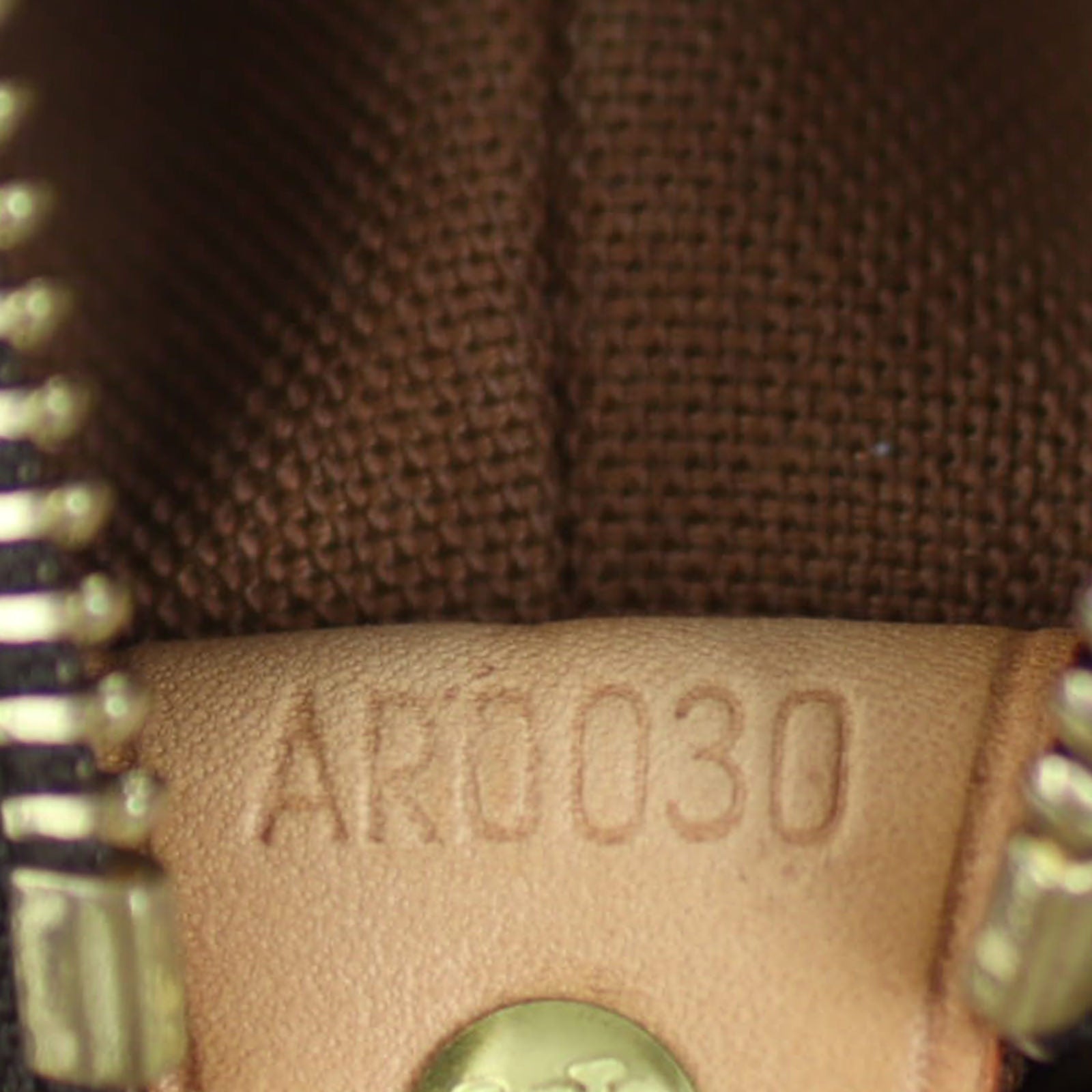 Louis Vuitton Cabas Mezzo Tote Code