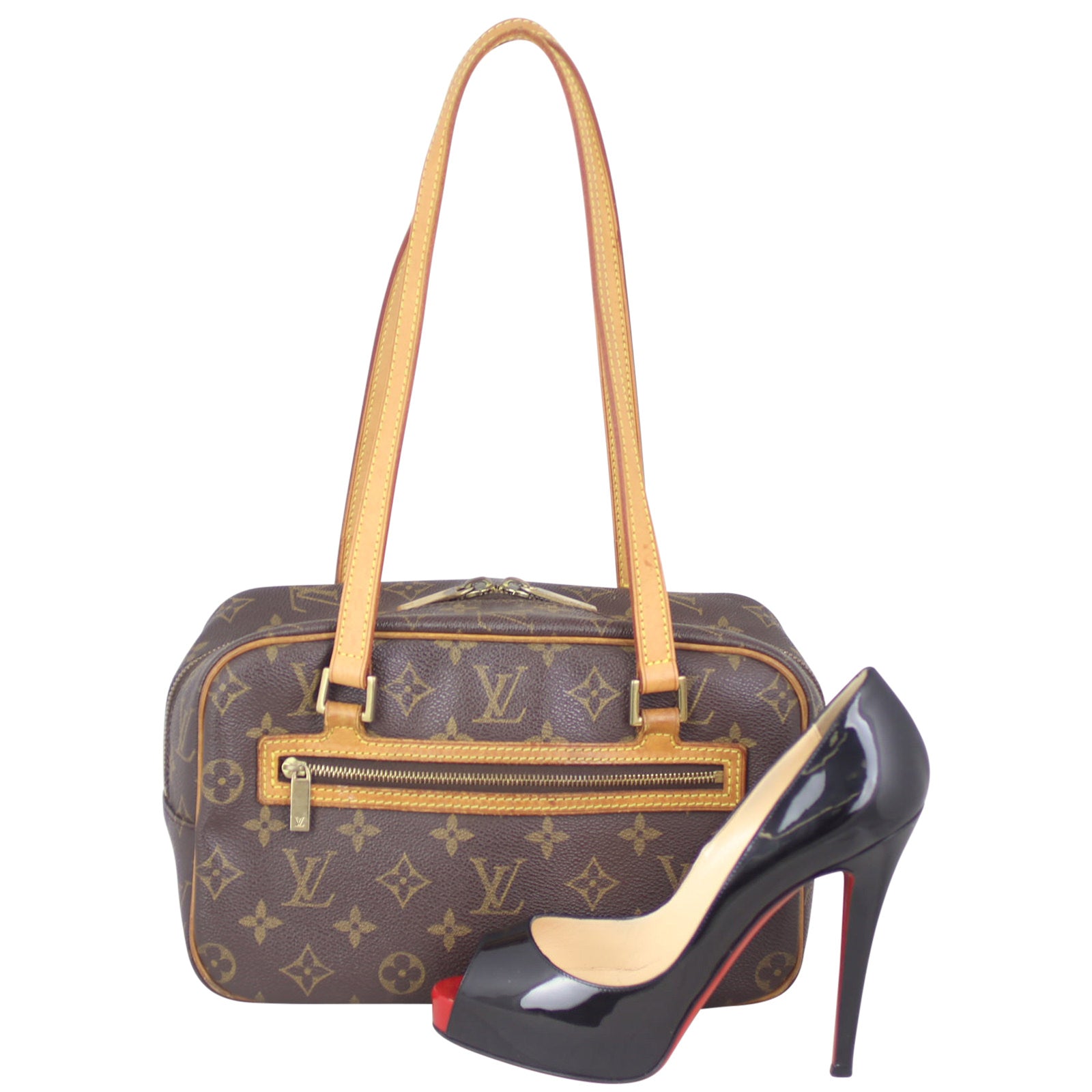 Louis Vuitton Cite MM Scale