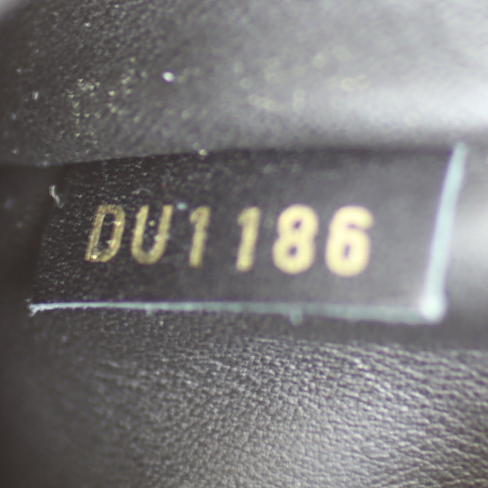 Louis Vuitton City Steamer BB Code