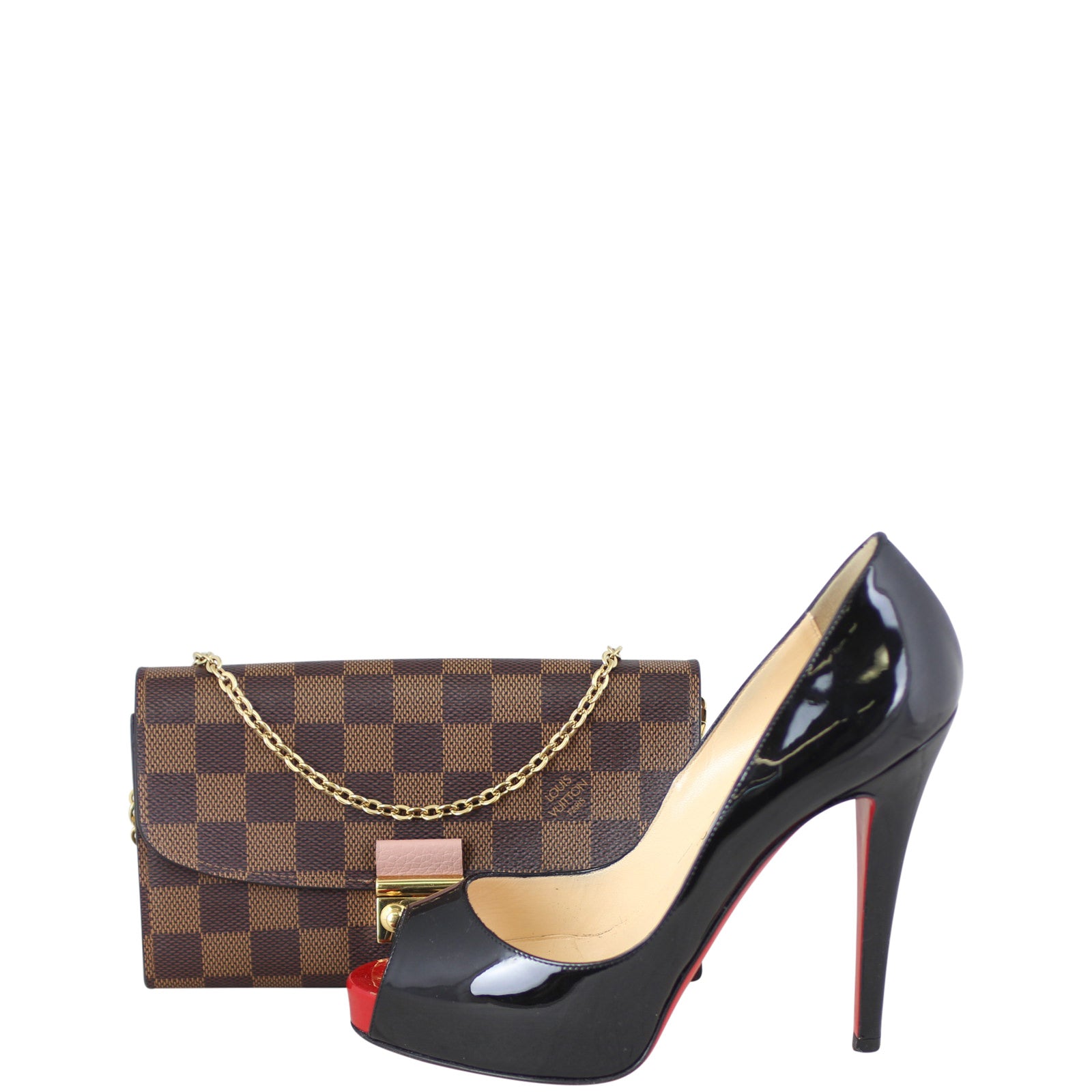 Louis Vuitton Croisette Wallet on Chain Scale