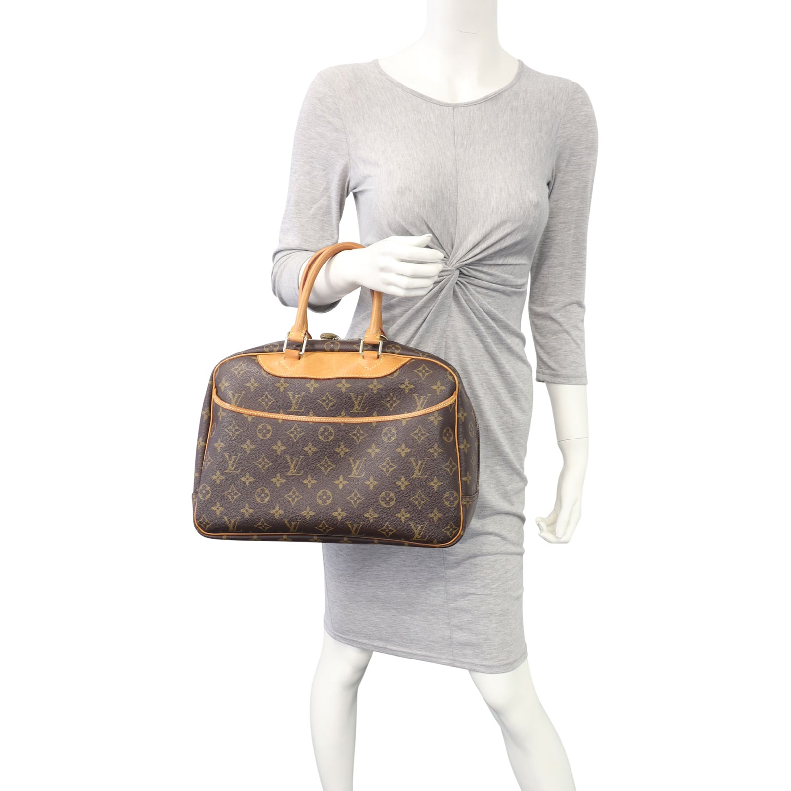 Louis Vuitton Deauville Bag Mannequin