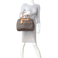 Louis Vuitton Deauville Bowling Vanity Monogram Mannequin