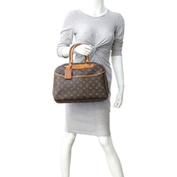 Louis Vuitton Deauville Bowling Vanity Monogram Mannequin