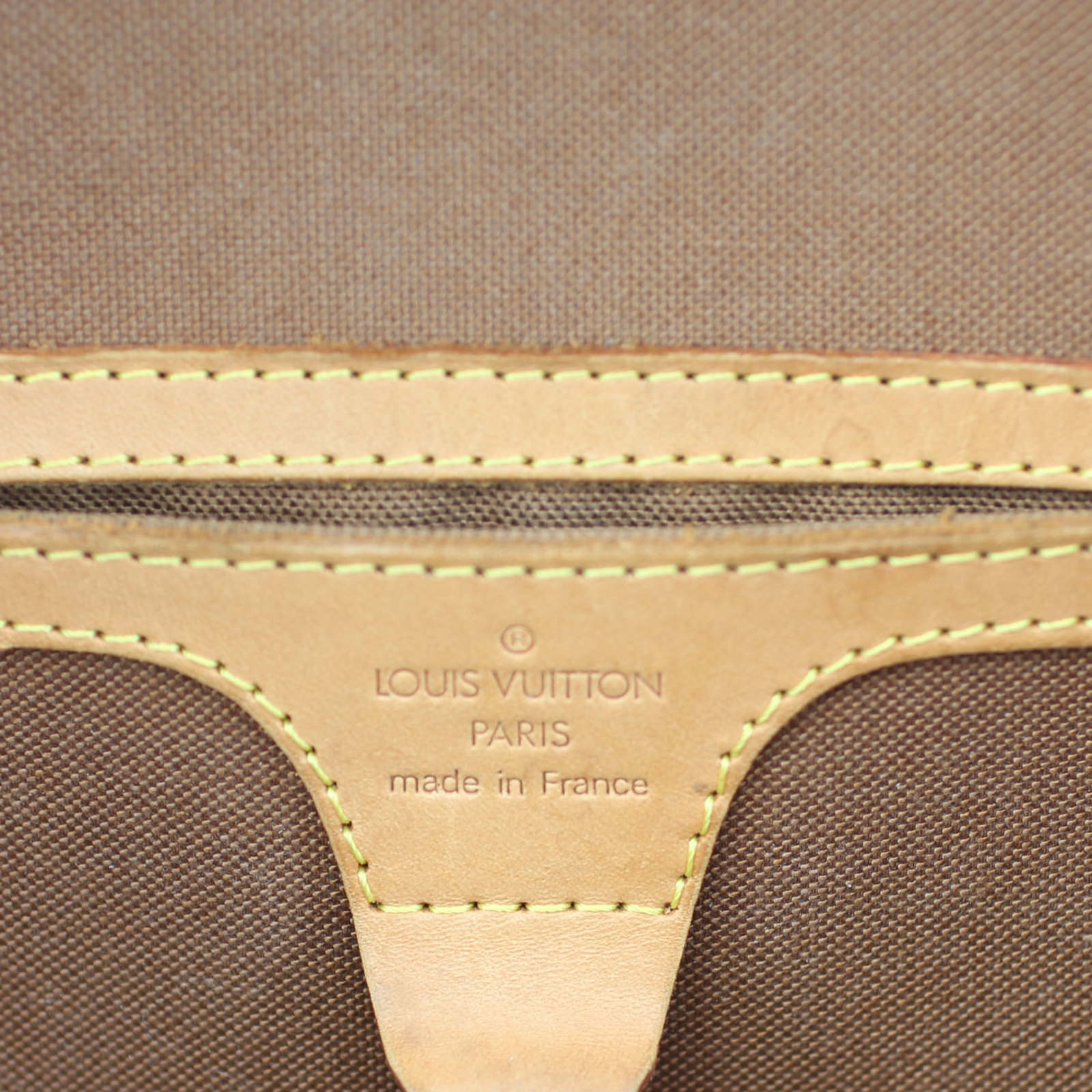 Louis Vuitton Ellipse MM Monogram stamp