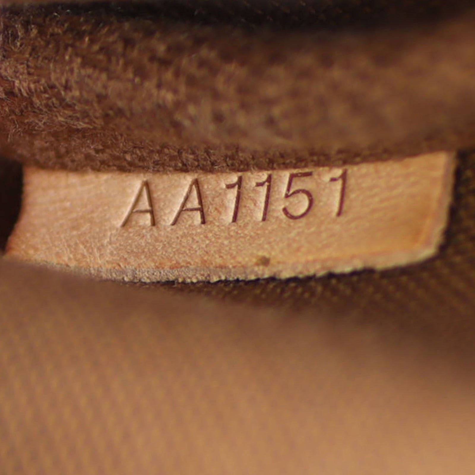 Louis Vuitton Eva Pochette Monogram Code