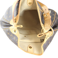 Louis Vuitton Galliera PM interior