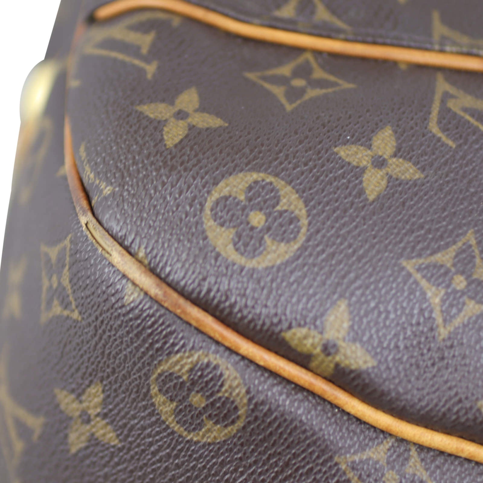 Louis Vuitton Galliera PM Monogram Close up