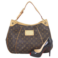 Louis Vuitton Galliera PM Scale