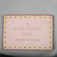Louis Vuitton Geant Messenger stamp