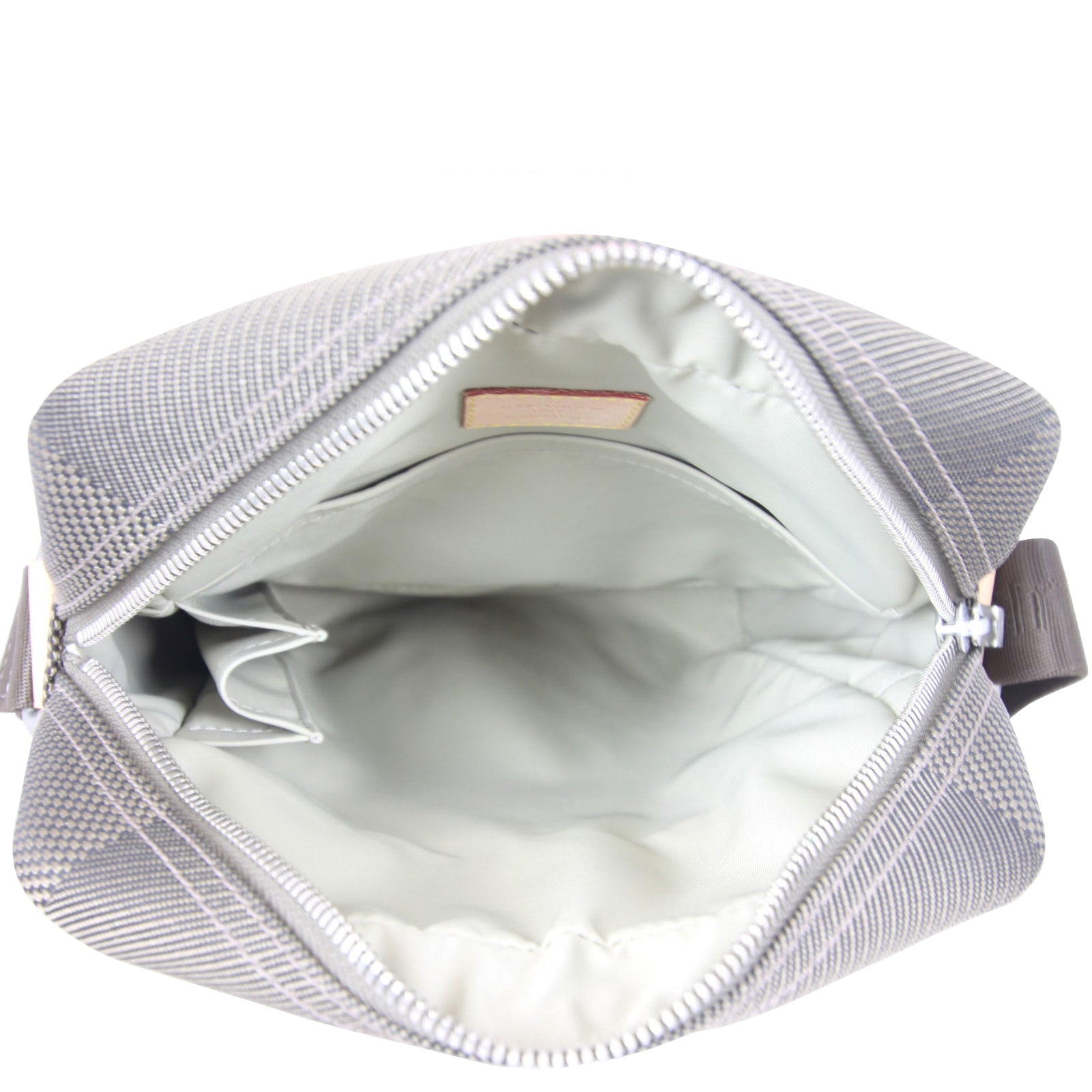 Louis Vuitton Geant Messenger interior