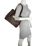 Louis Vuitton Hampstead GM Damier Ebene mannequin