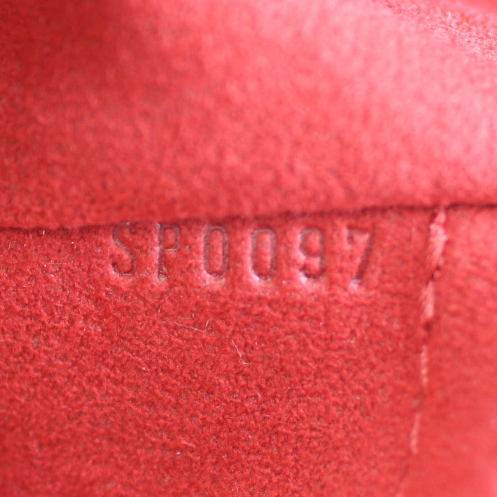 Louis Vuitton Hampstead MM Damier Ebene Code