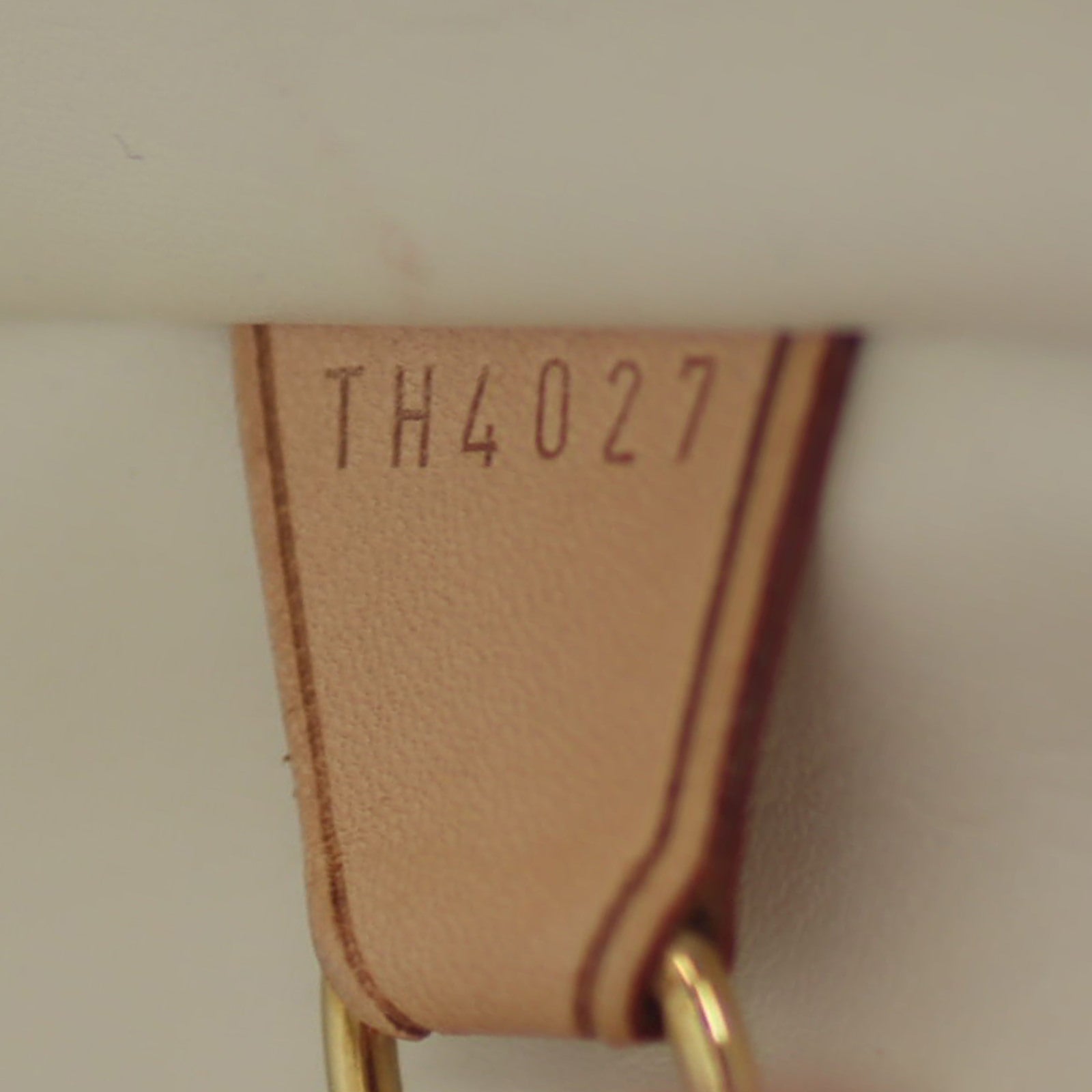 Louis Vuitton Houston Monogram Vernis Code