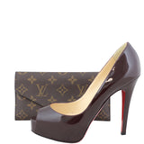 Louis Vuitton Josephine Wallet Scale