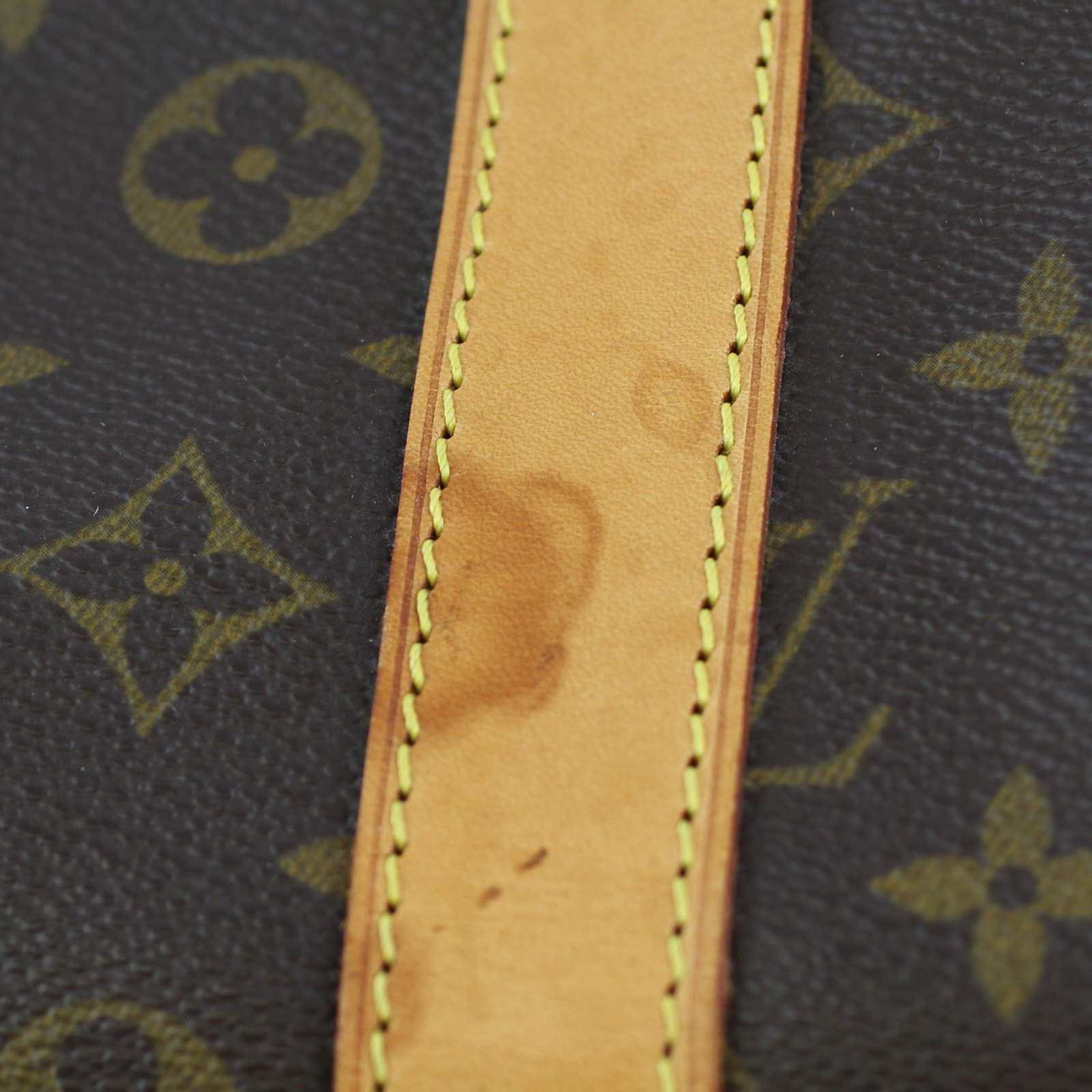 Louis Vuitton Keepall 55 Monogram Stain