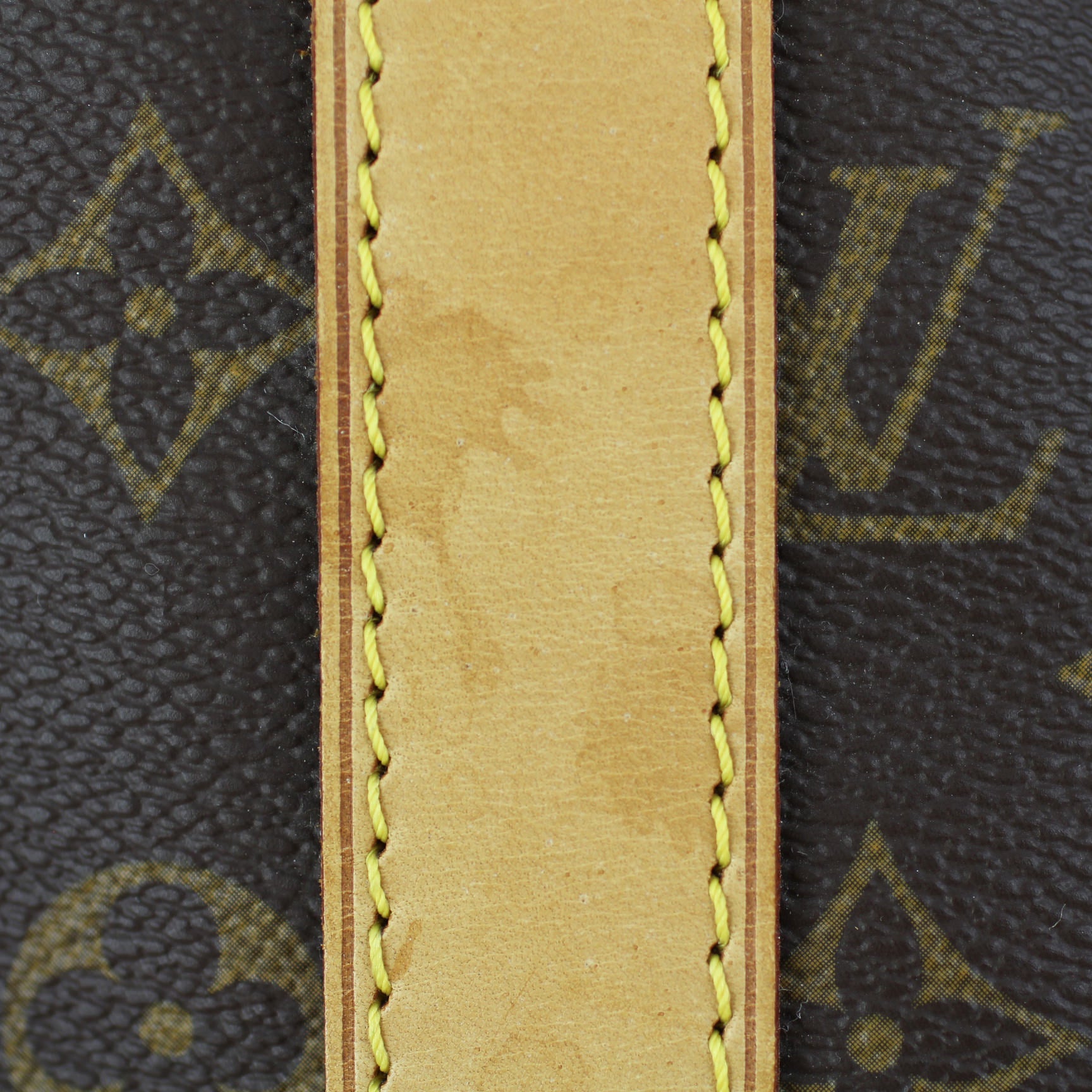 Louis Vuitton Keepall Bandouliere 45 Monogram Stains