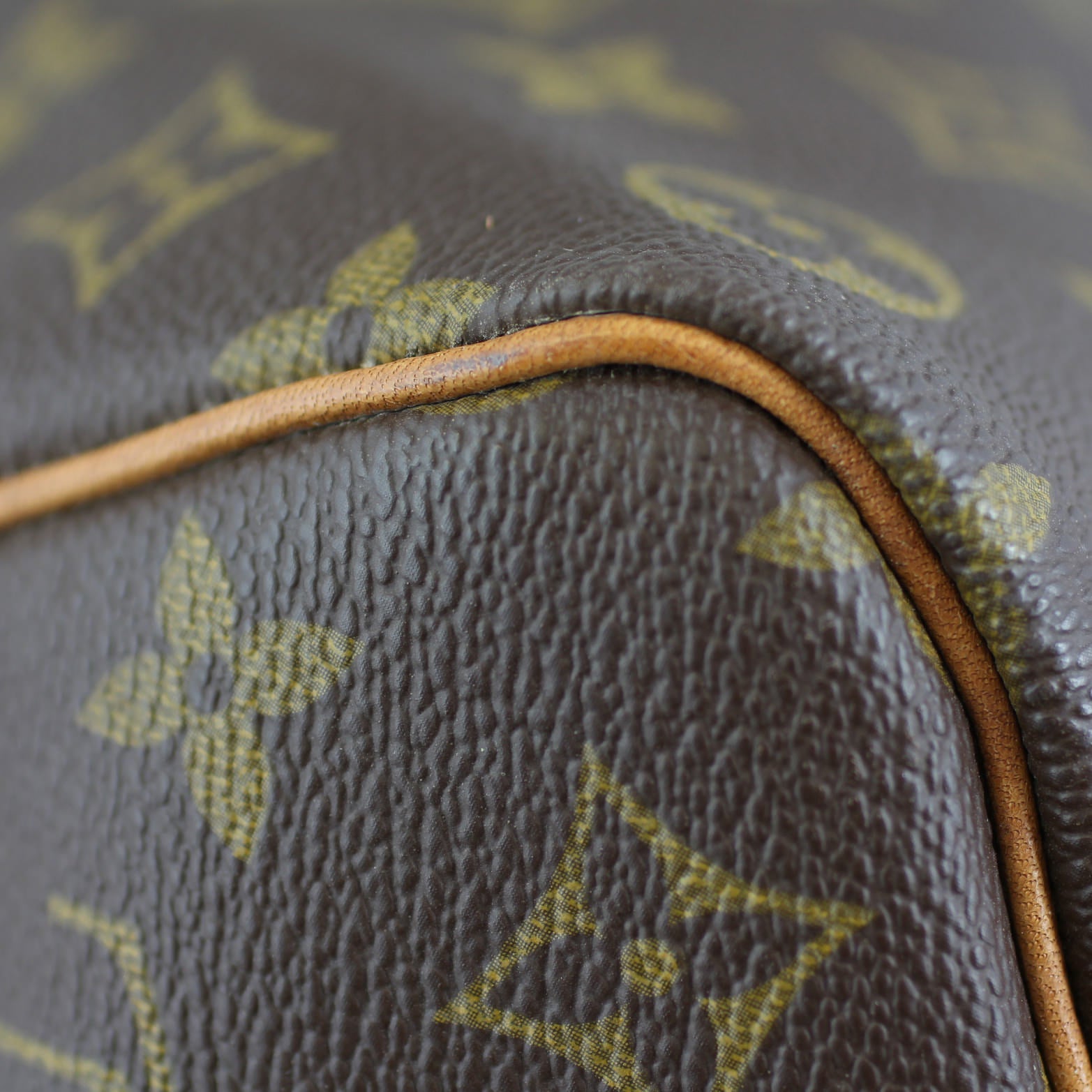 Louis Vuitton Keepall Bandouliere 50 Monogram Lining