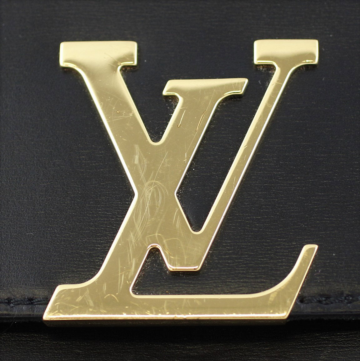 Louis Vuitton Louise Chain GM Logo