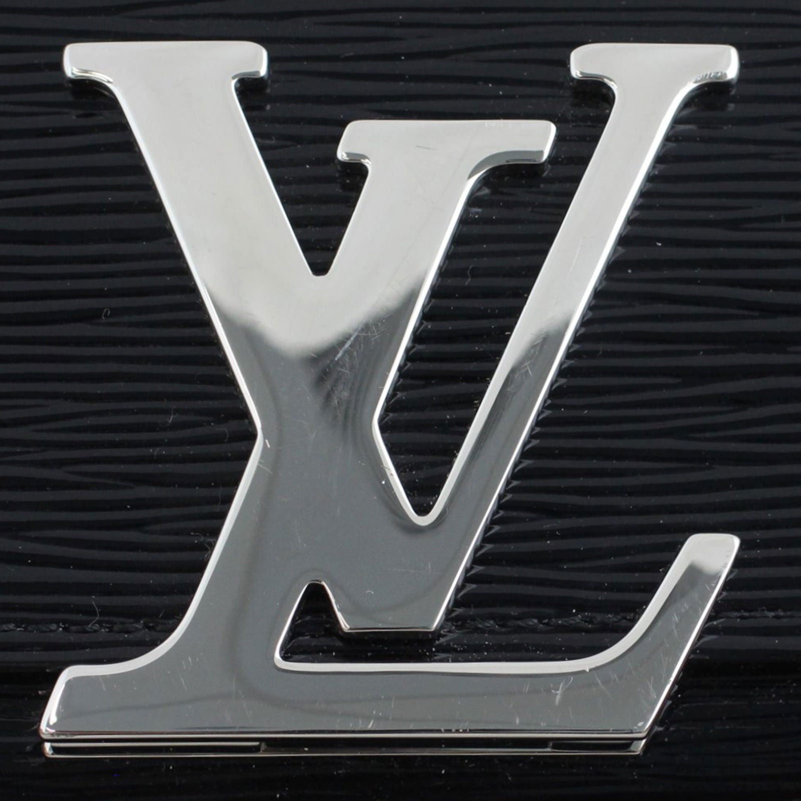 Louis Vuitton Louise PM Patent Epi Logo