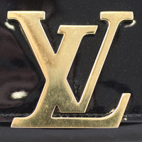 Louis Vuitton Louise Wallet Logo