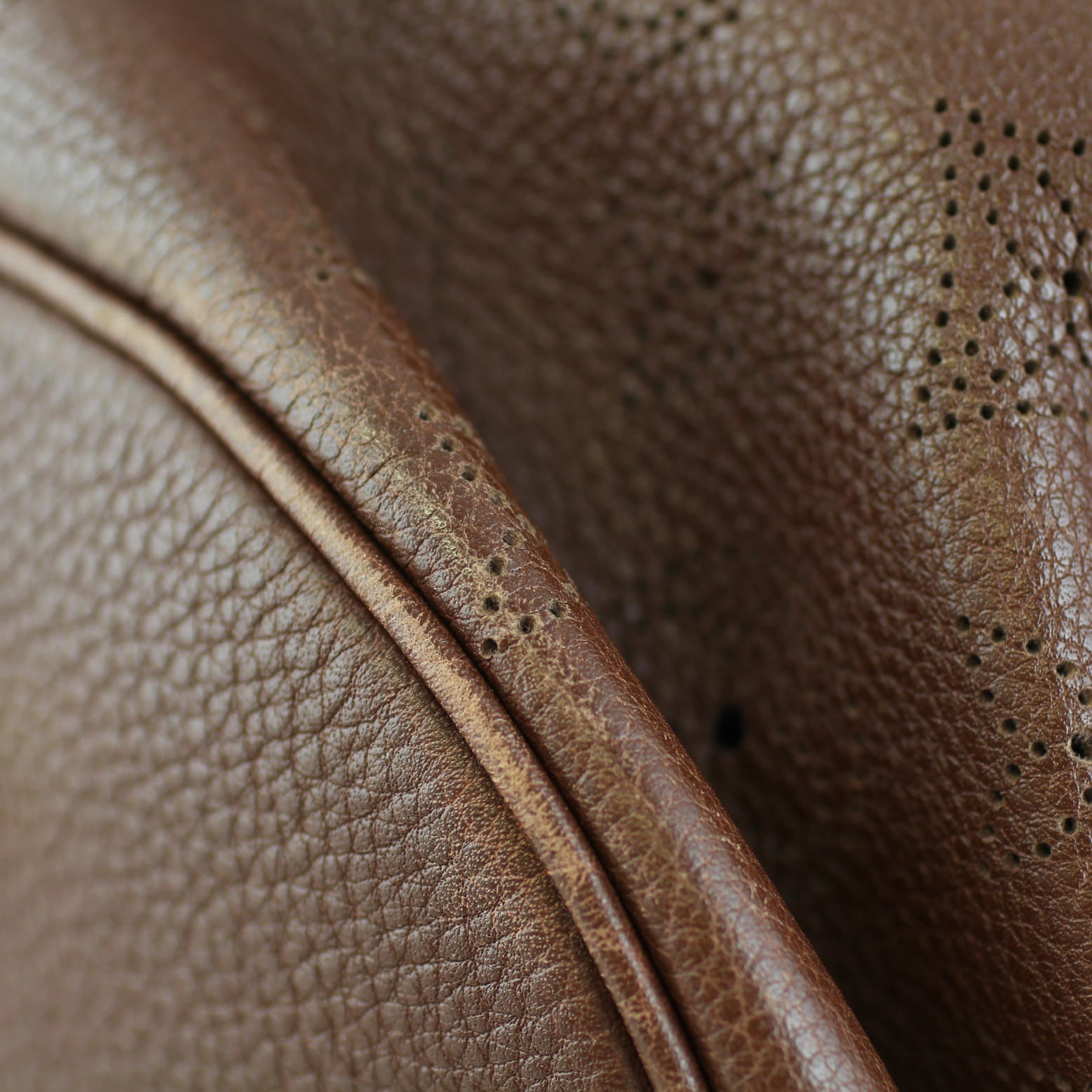 Louis Vuitton Mahina XL Lining