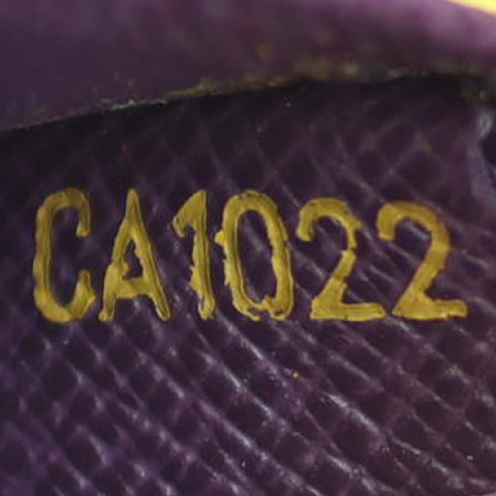 Louis Vuitton Marco Epi Wallet Code