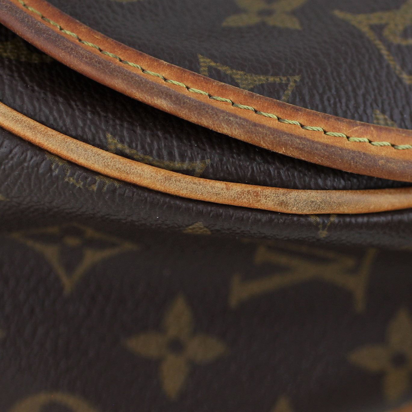 Louis Vuitton Menilmontant PM Monogram Lining