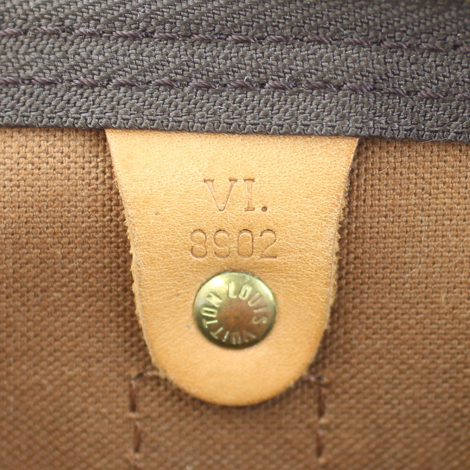 Louis Vuitton Monogram Keepall 50 Code