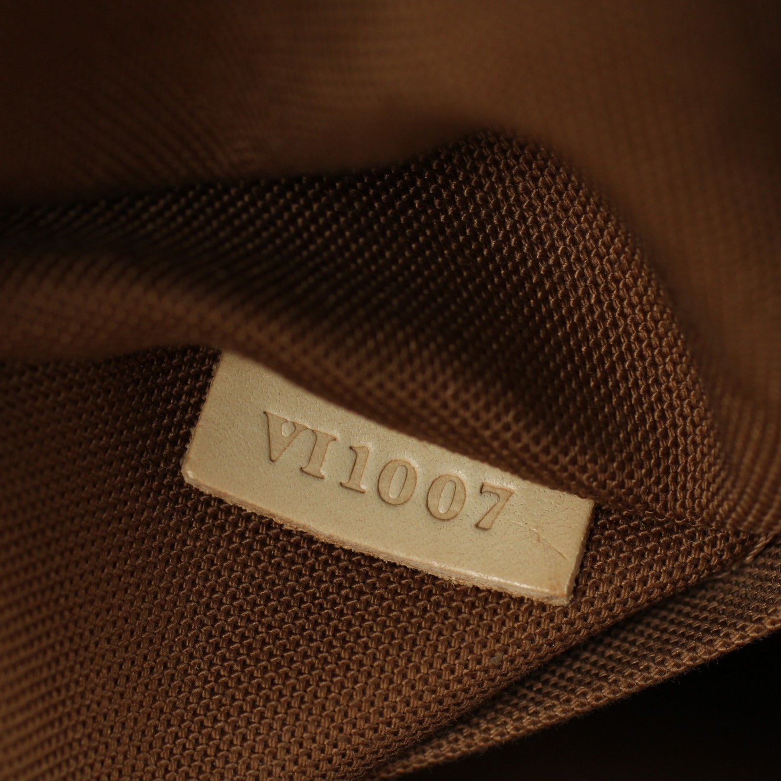 Louis Vuitton Monogram Riveting Bag – Luxe.It.Fwd