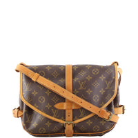 Louis Vuitton Saumur 30 Monogram Front