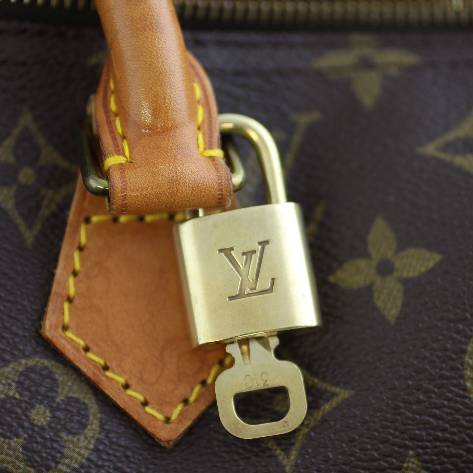 Louis Vuitton Speedy 40 Monogram Key