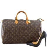 Louis Vuitton Speedy 40 Monogram Scale