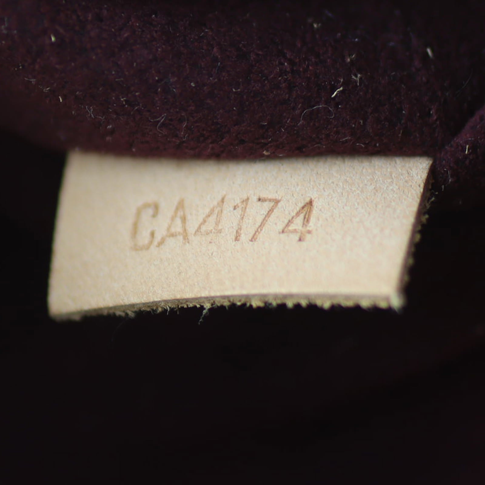 Louis Vuitton Montaigne MM Monogram Code