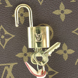 Louis Vuitton Montaigne MM Monogram Lock