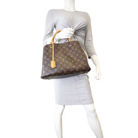Louis Vuitton Montaigne MM Monogram Mannequin