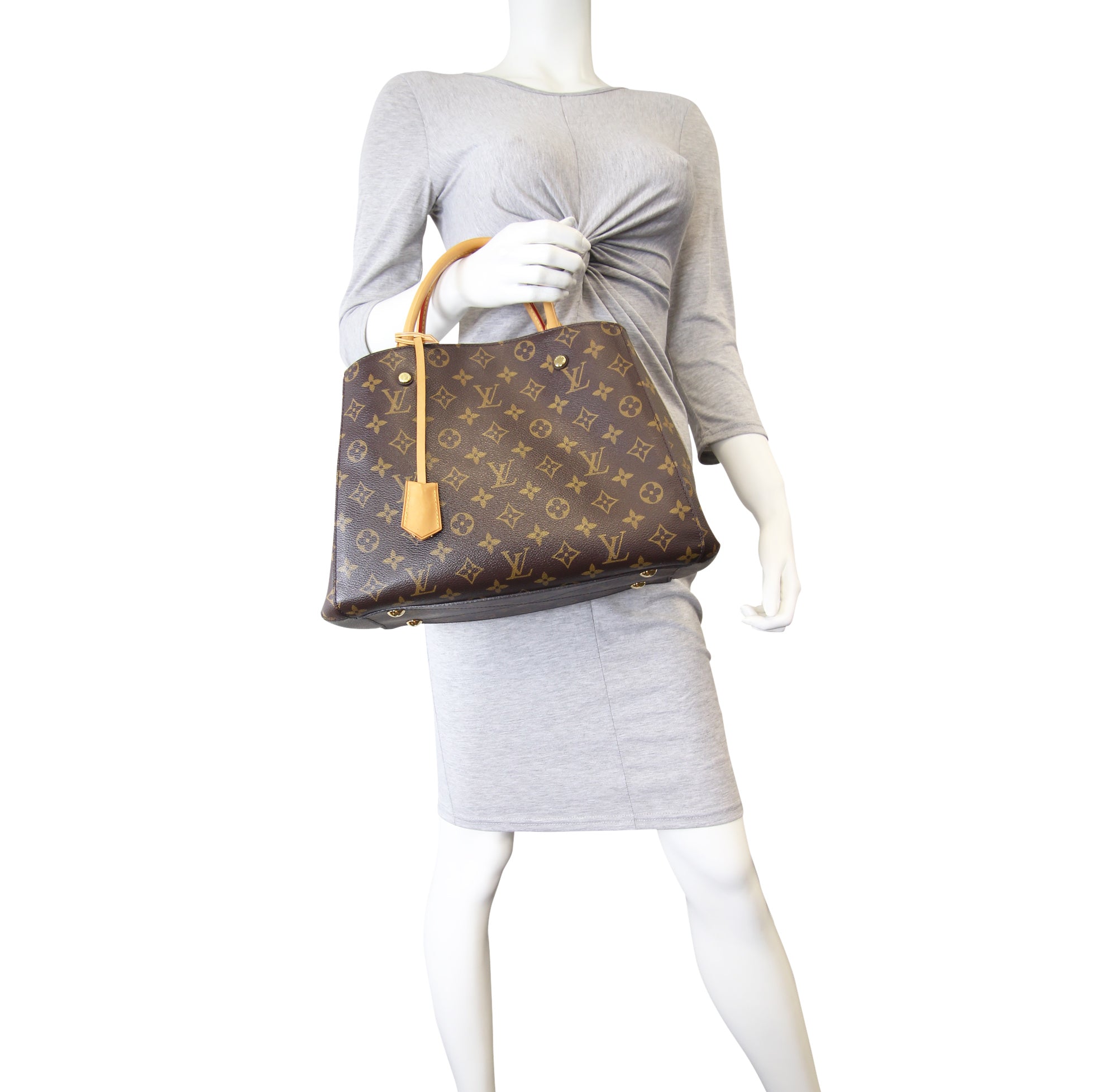 Louis Vuitton Montaigne MM Monogram Mannequin