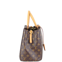 Louis Vuitton Montaigne MM Monogram Right