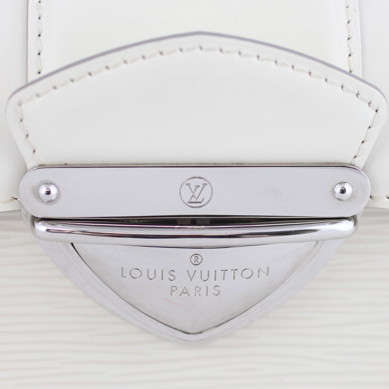 Louis Vuitton Montaigne Clutch Epi Lock